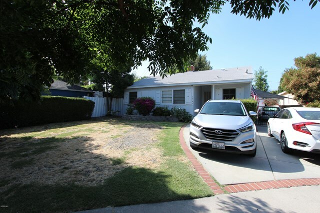 Property Photo:  18142 Archwood Street  CA 91335 