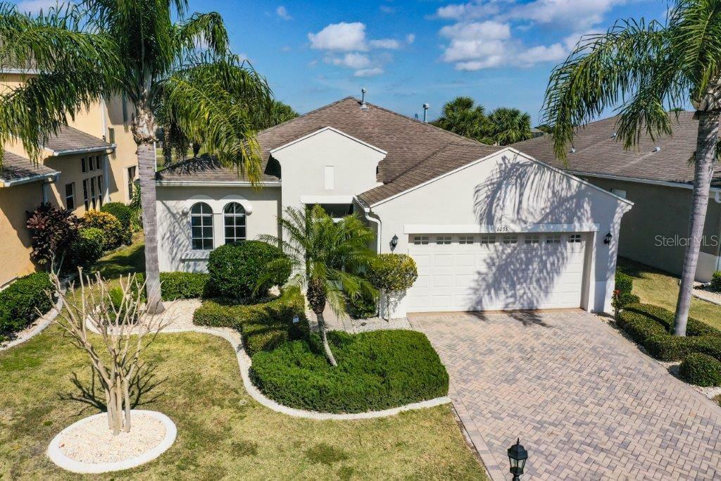 Property Photo:  1035 Regal Manor Way  FL 33573 