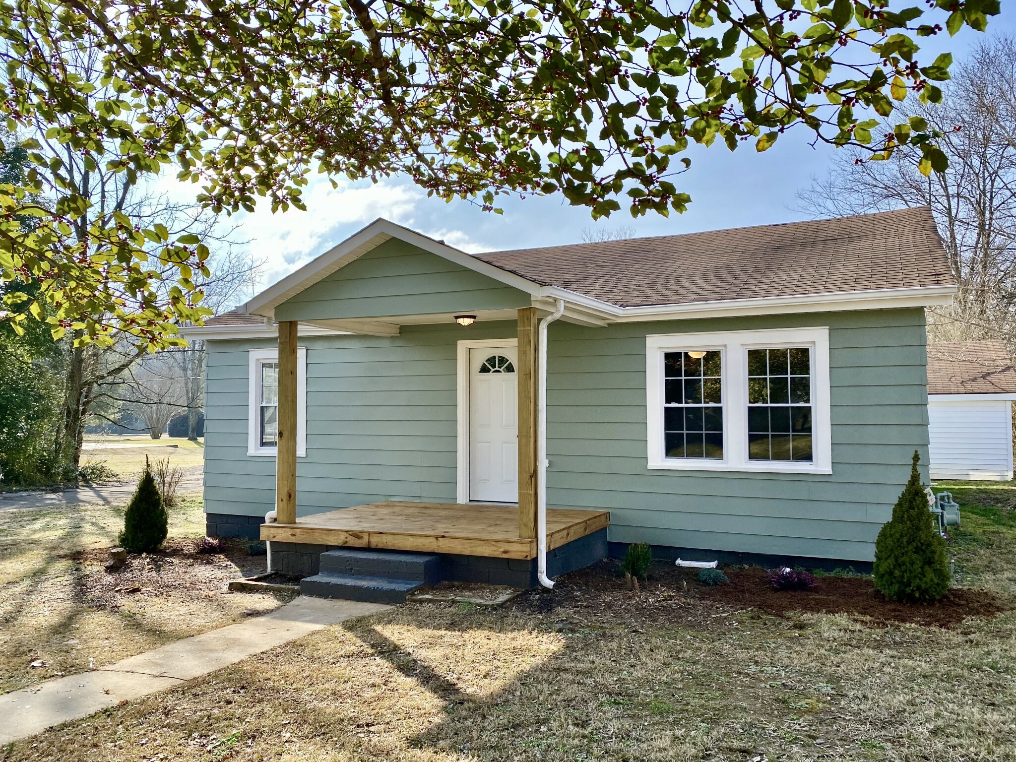 Property Photo:  519 Hayes Ave  TN 38464 