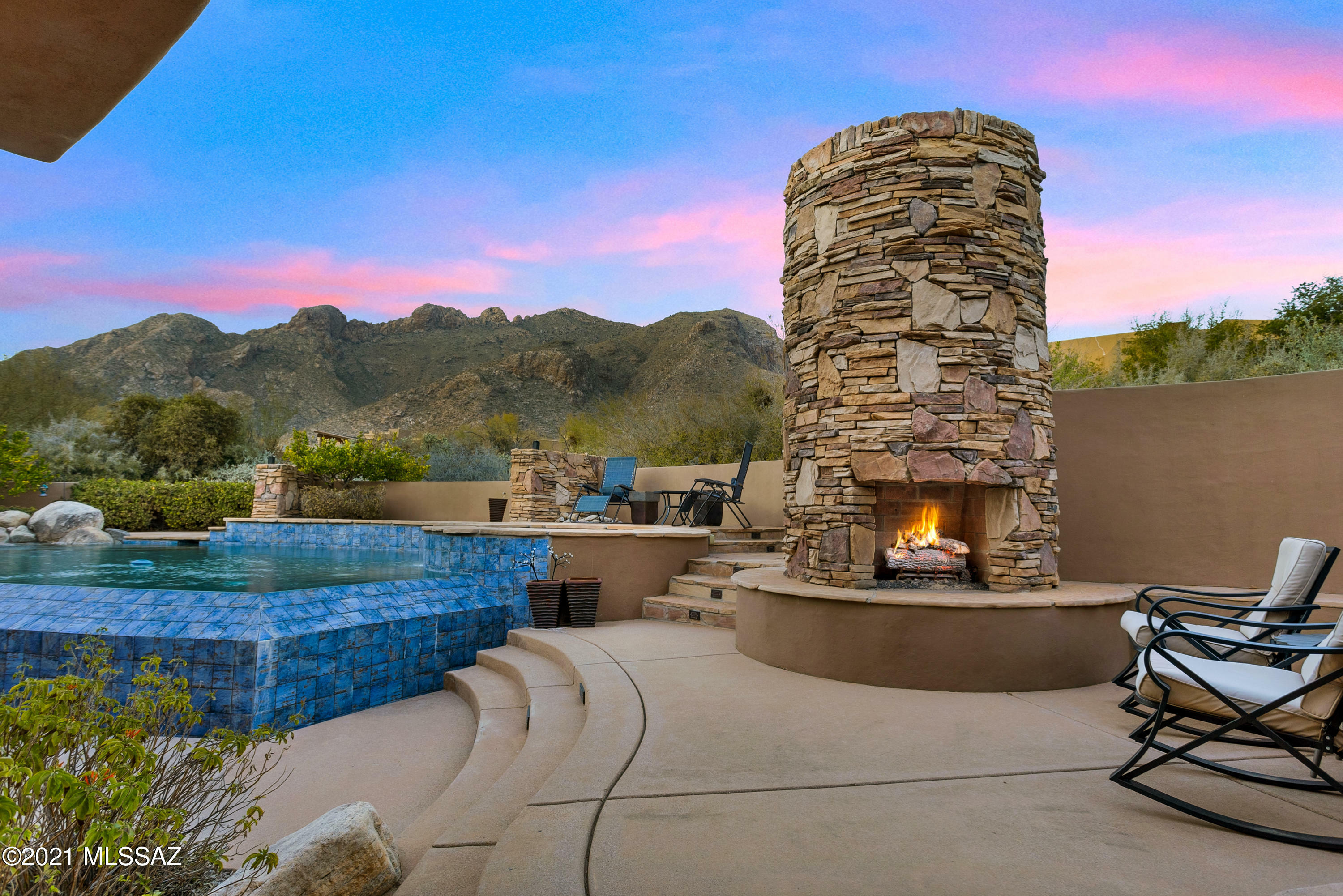Property Photo: 7767 N Ancient Indian Drive AZ 85718