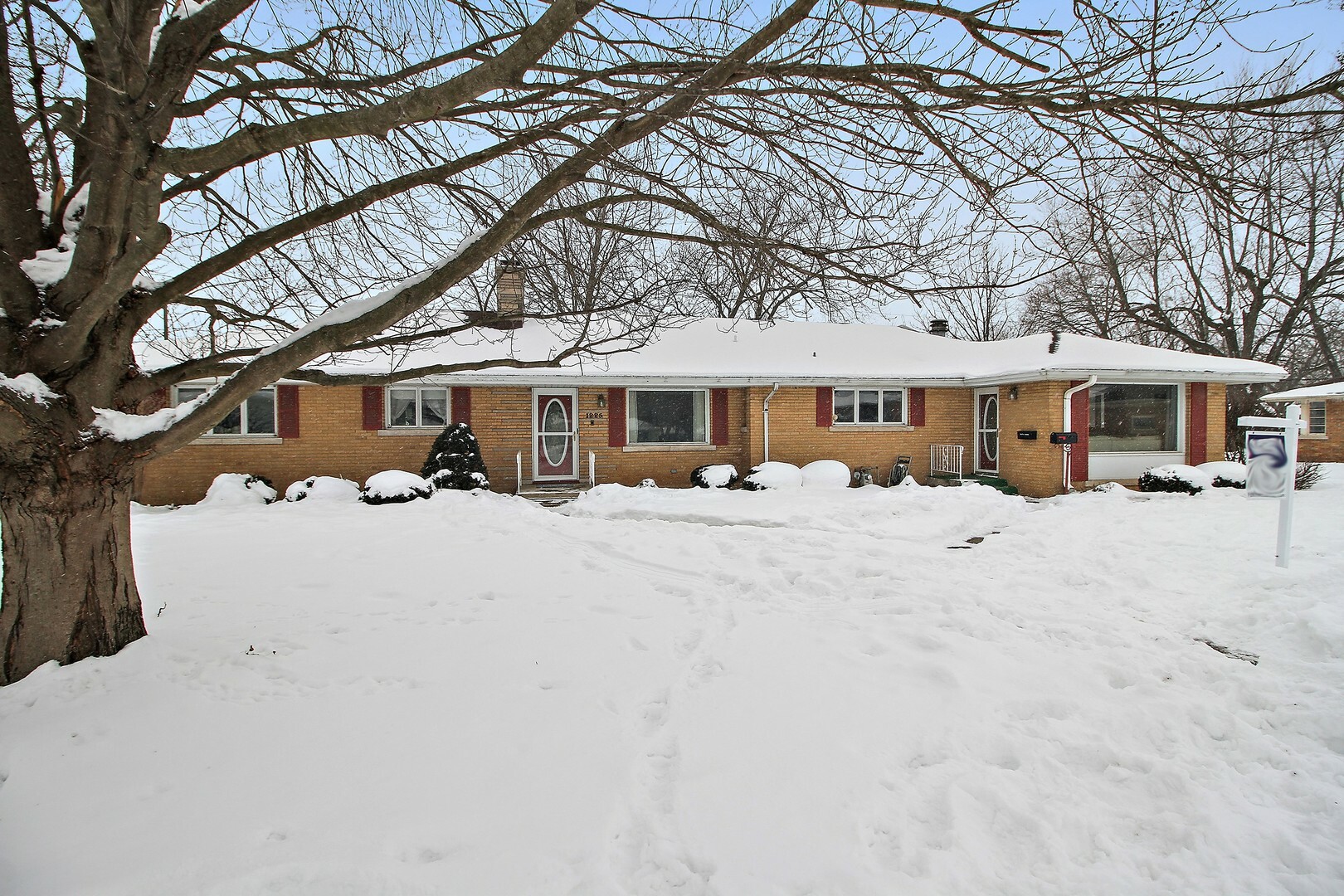 Property Photo:  1225 S Wilson Avenue  IL 60901 