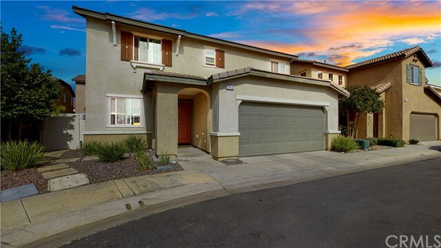 Property Photo:  1410 Bayberry Lane  CA 92223 