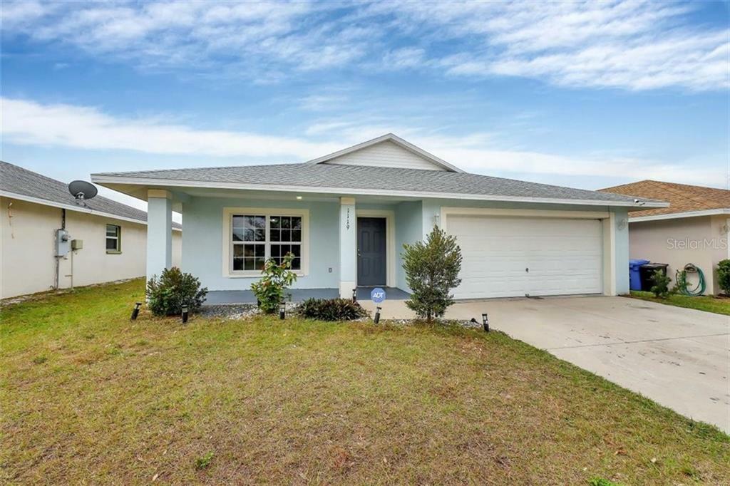Property Photo: 1119 Shared Passion Street FL 33570