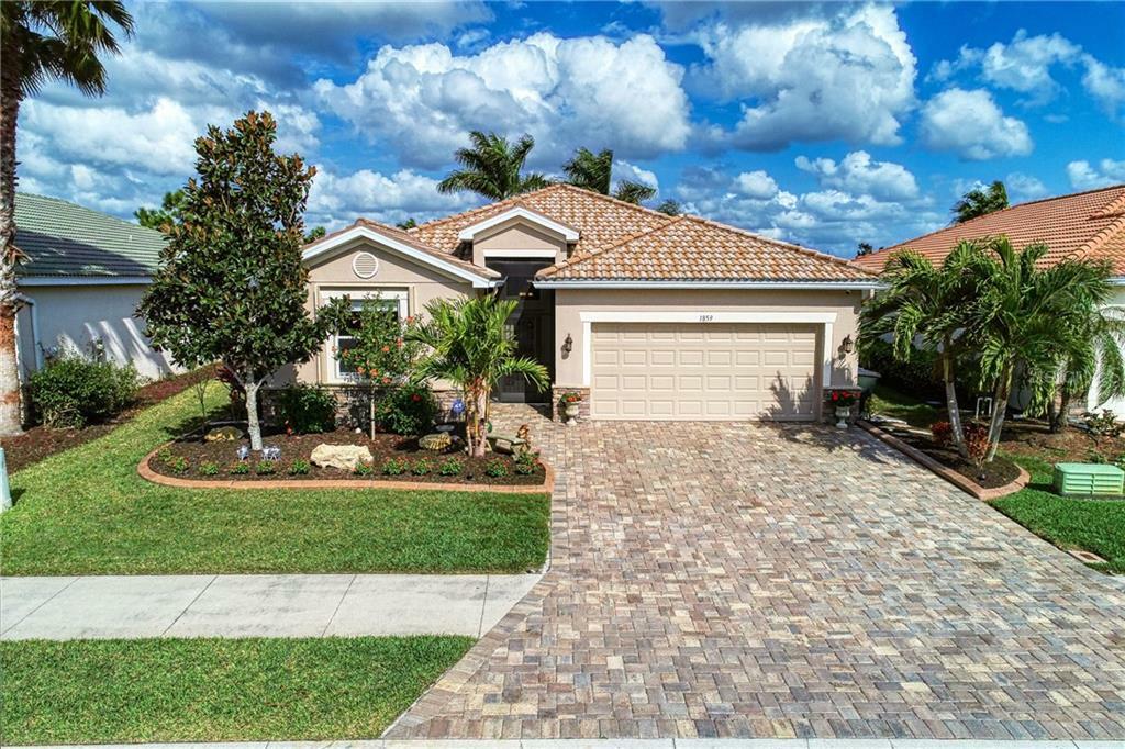 Property Photo: 1859 Mesic Hammock Way FL 34292