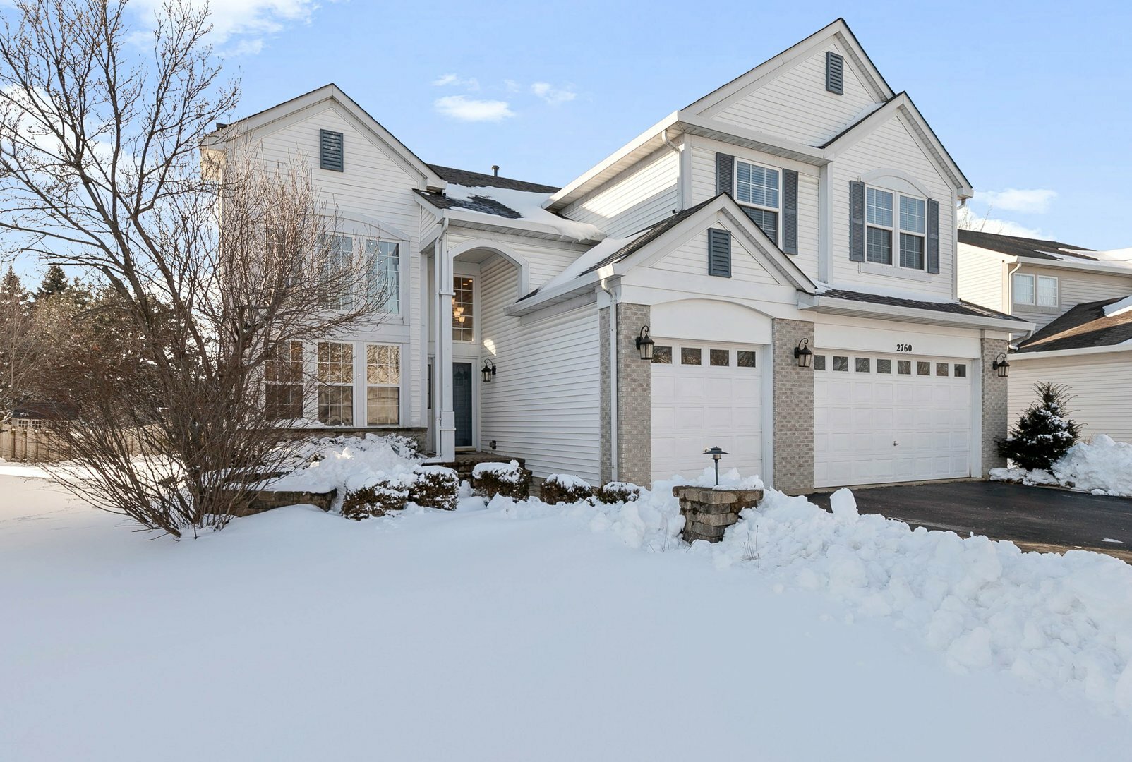 Property Photo:  2760 Whitehall Lane  IL 60564 