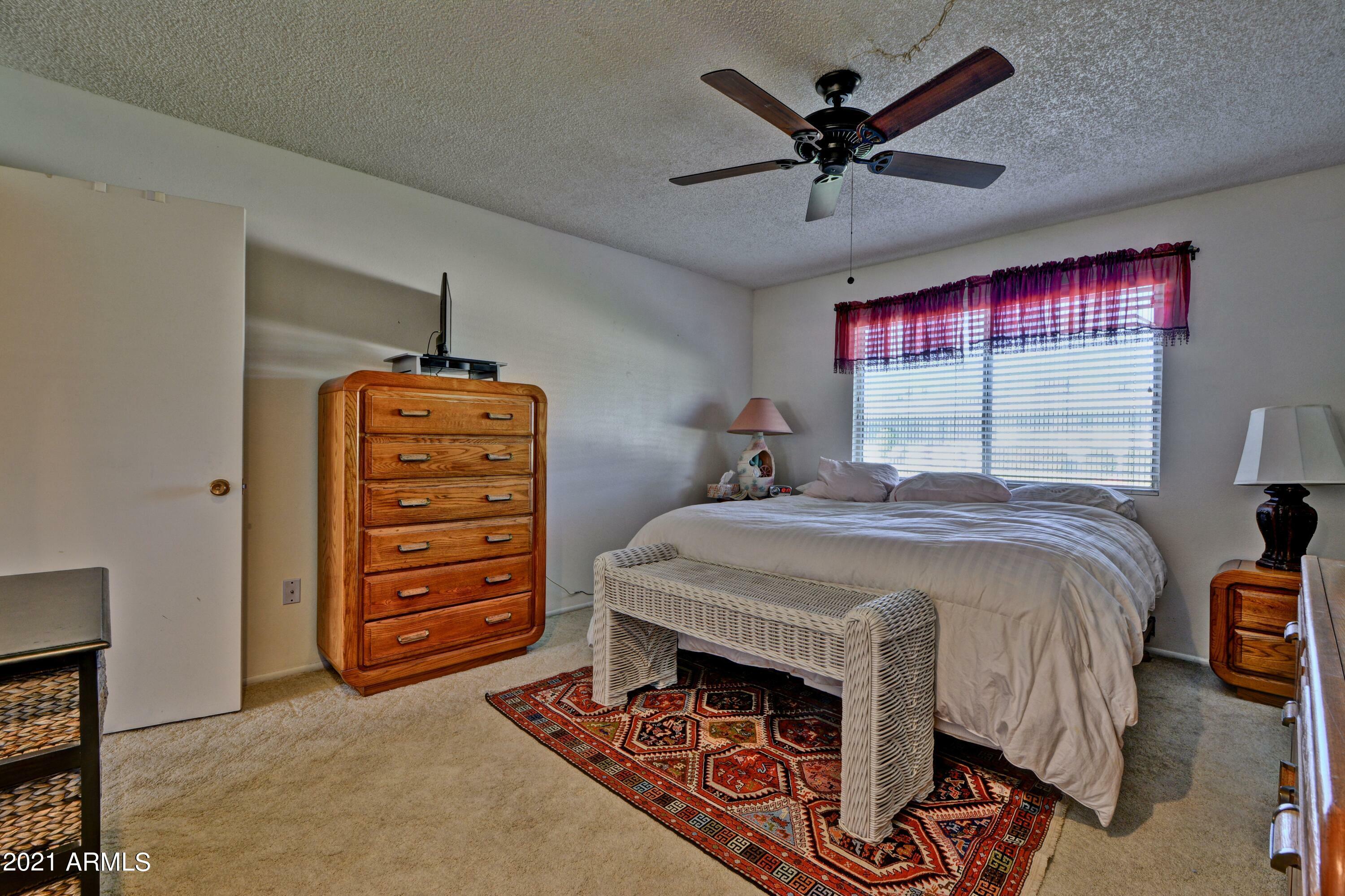 Property Photo: 10848 W Santa Fe Drive AZ 85351