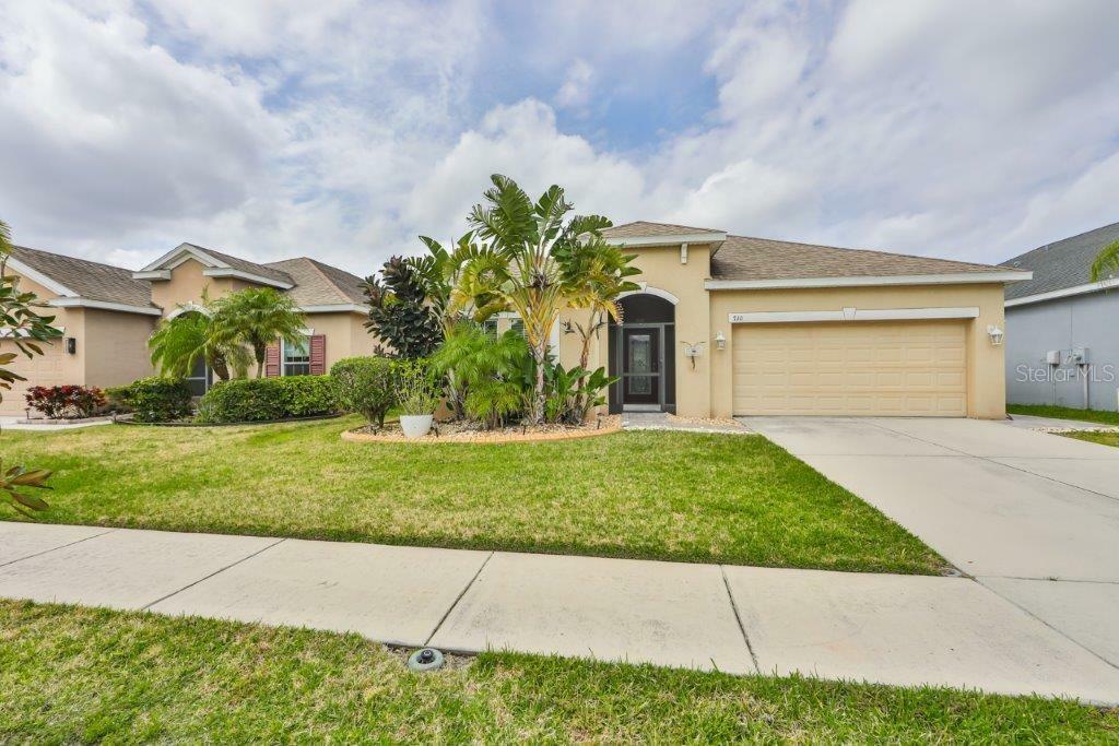 Property Photo:  710 Parker Den Drive  FL 33570 