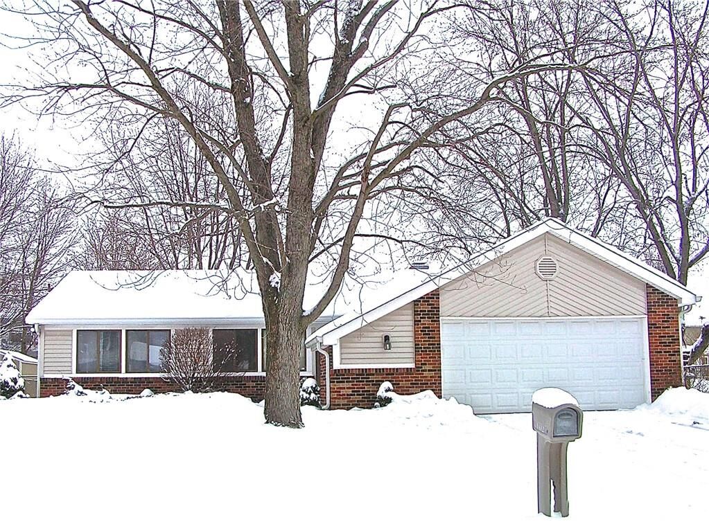 Property Photo: 11402 Hartford Lane IN 46038