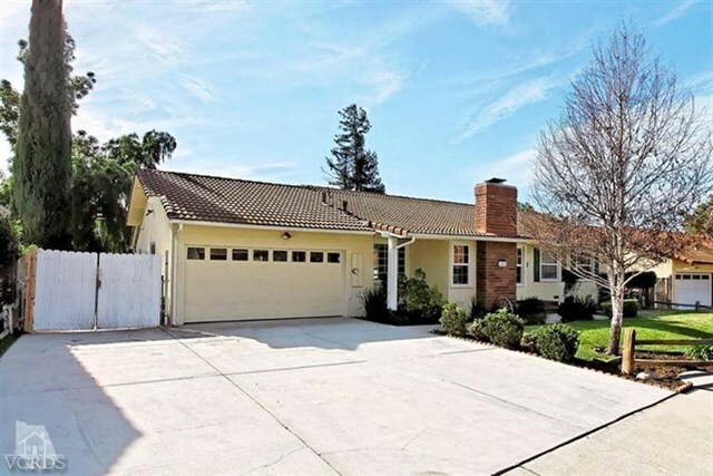 Property Photo:  1076 Rambling Road  CA 93065 