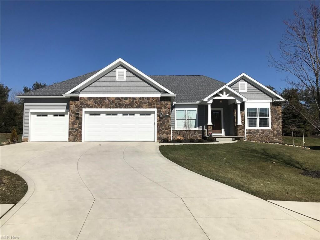 Property Photo: 2427 Santry Circle NW OH 44720