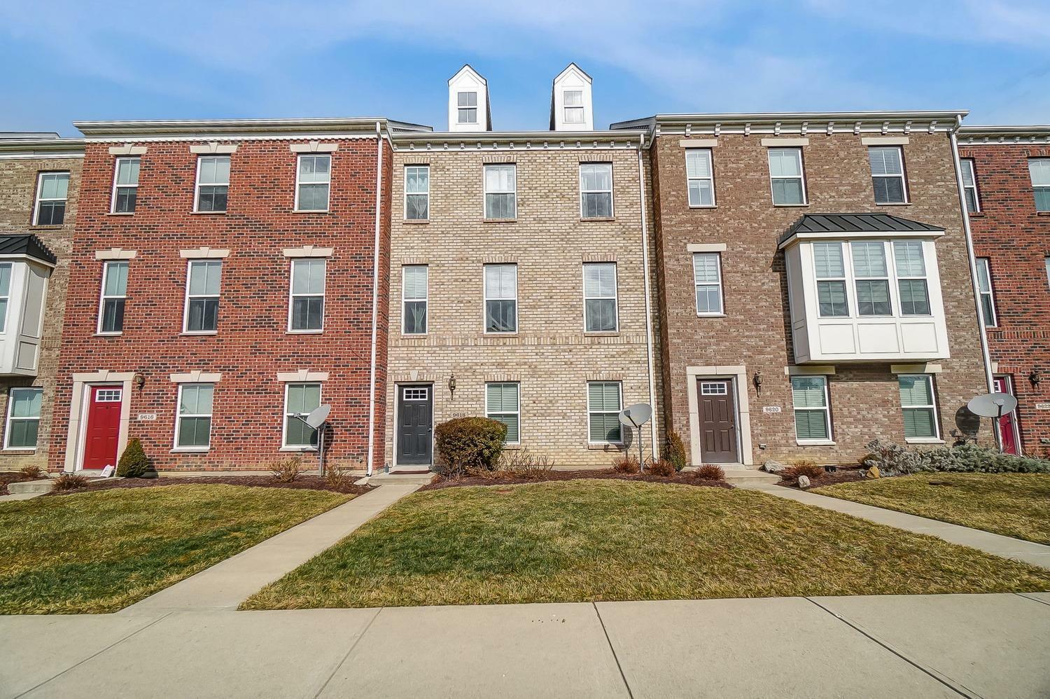 Property Photo: 9618 Union Park OH 45069
