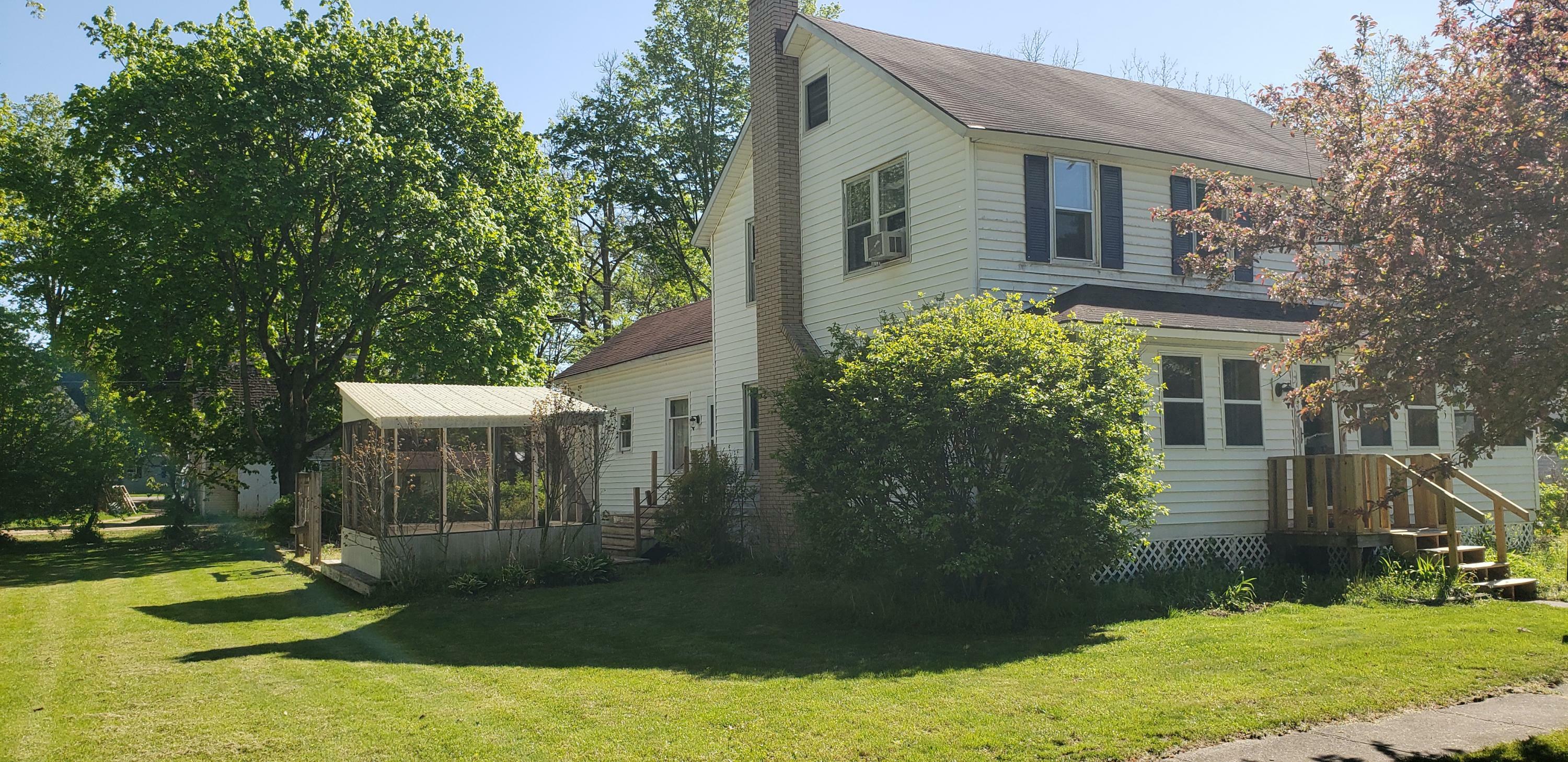 Property Photo:  245 W Dibble Street  MI 49067 