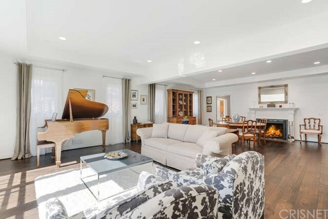 Property Photo: 10159 Toluca Lake Avenue CA 91602