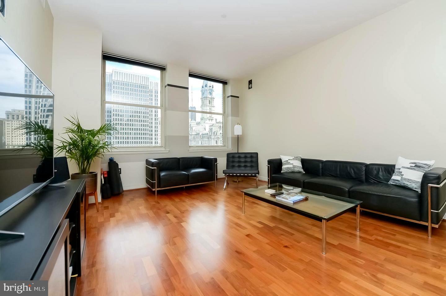 Property Photo: 1600 Arch Street 18 619 PA 19103