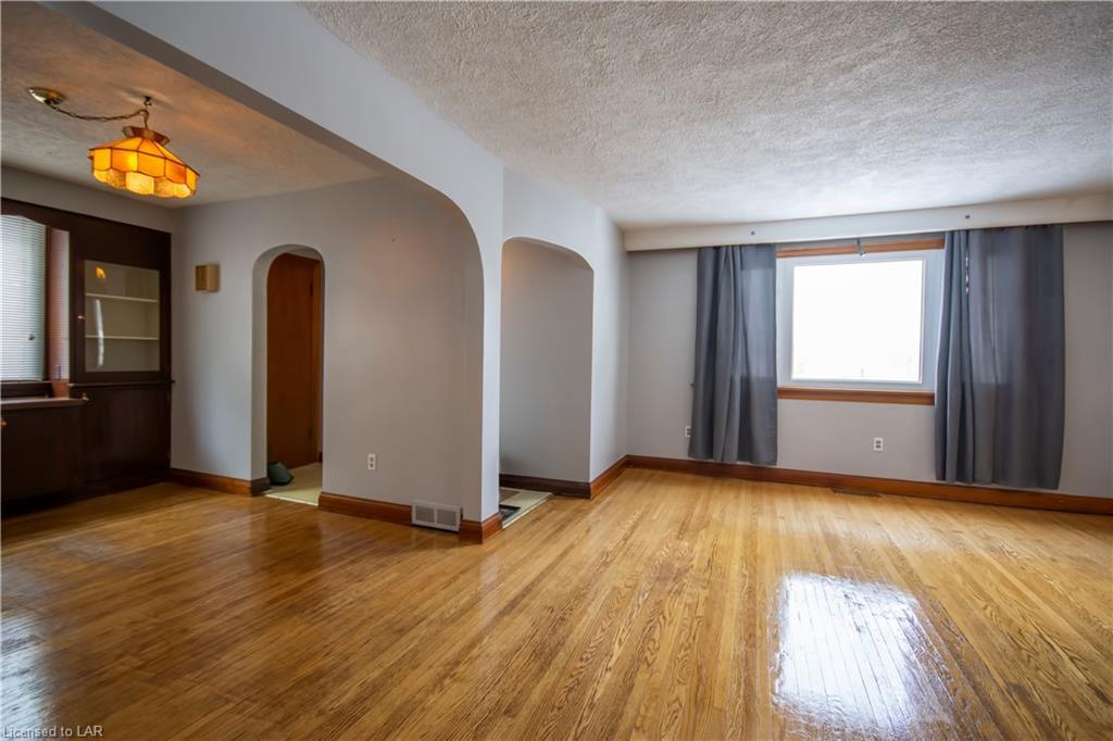 Property Photo:  38 Pine Avenue  ON K0M 1S0 