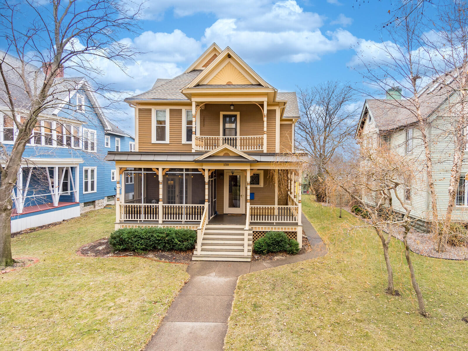 Property Photo:  130 13th St S  WI 54601 