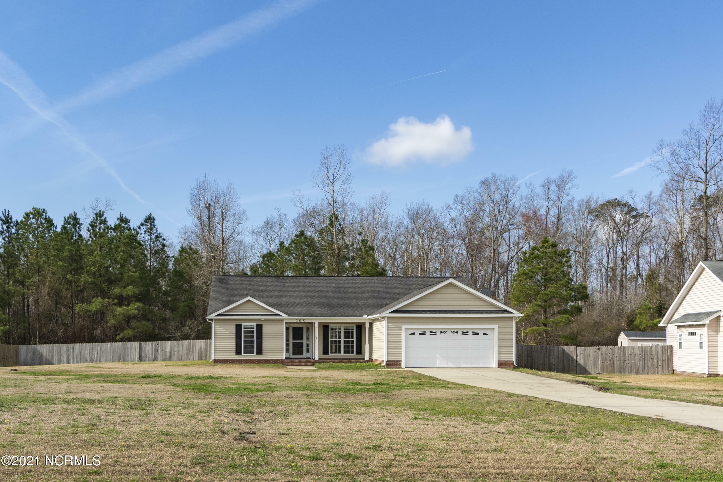 Property Photo:  208 Dartmoor Trail  NC 28540 