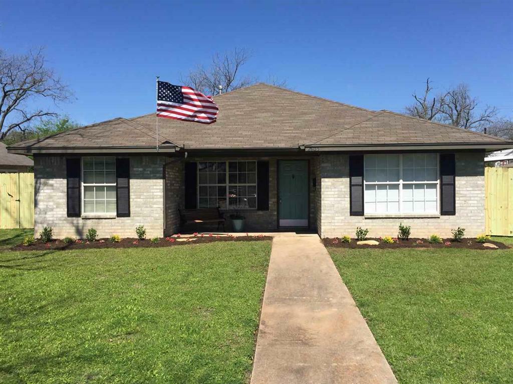 Property Photo:  2805 Colcord Avenue  TX 76707 