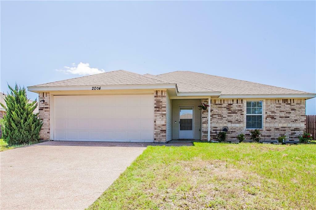 Property Photo:  2004 Sabine Drive  TX 76708 