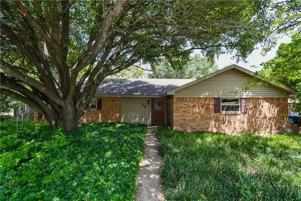Property Photo: 348 Lindenwood Lane TX 76643