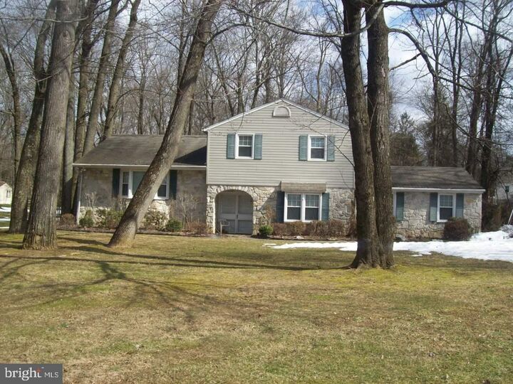 1665 Terwood Road  Huntingdon Valley PA 19006 photo