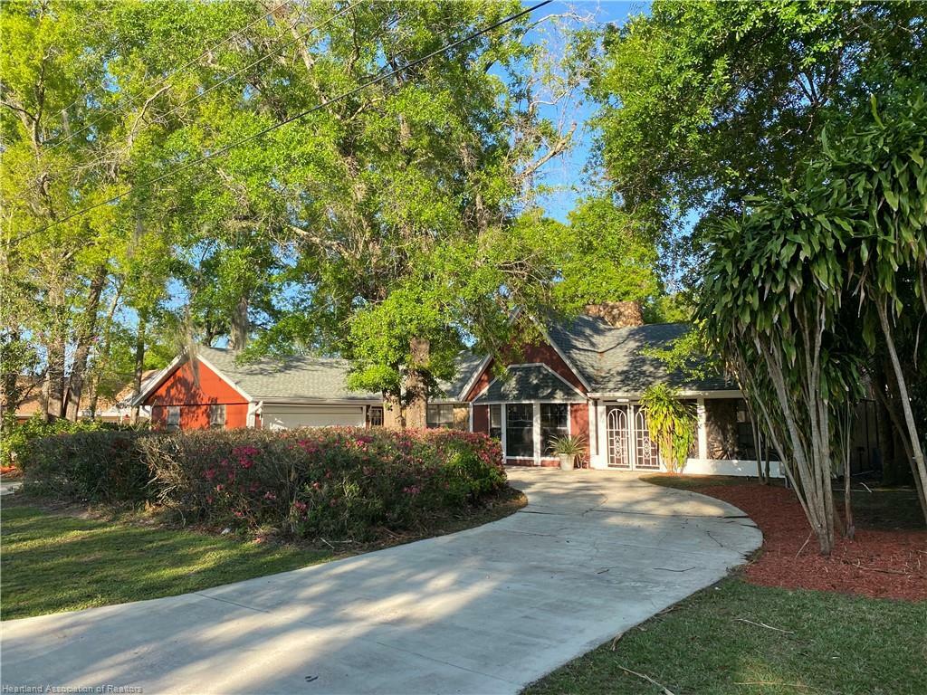 Property Photo:  3922 Westminster Road  FL 33875 