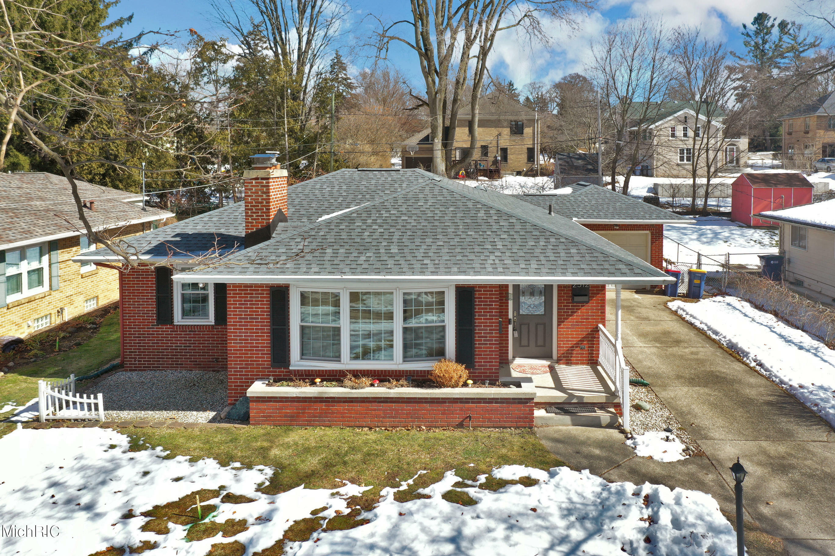 Property Photo:  2512 Lafayette Avenue NE  MI 49505 