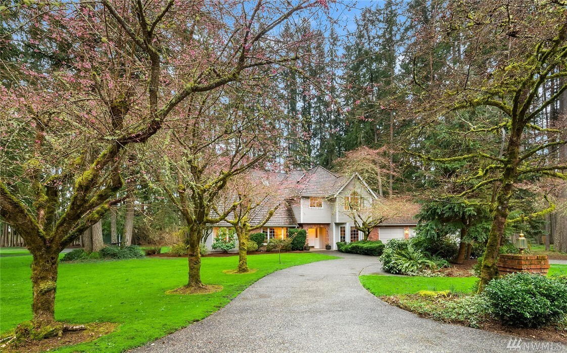 Property Photo: 14232 Bear Creek Rd NE WA 98077