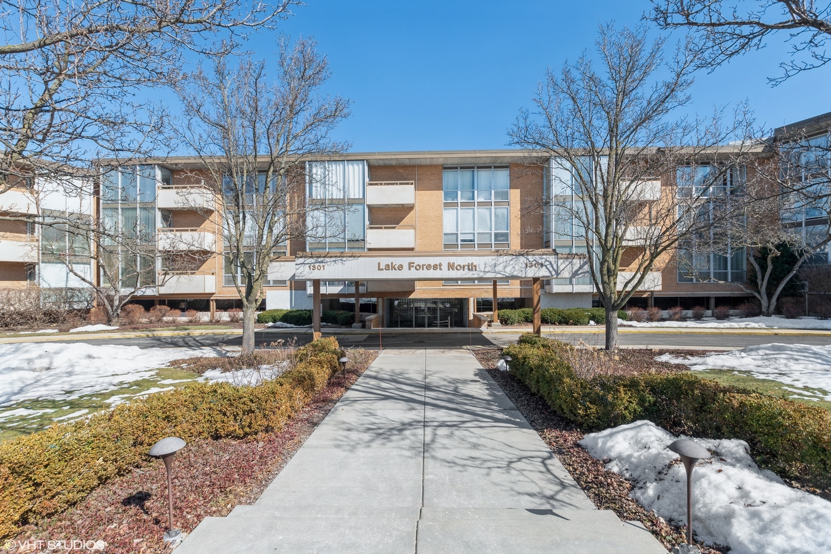 Property Photo: 1301 N Western Avenue 119 IL 60045