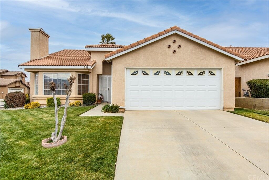 Property Photo: 761 Stormie Way CA 92220