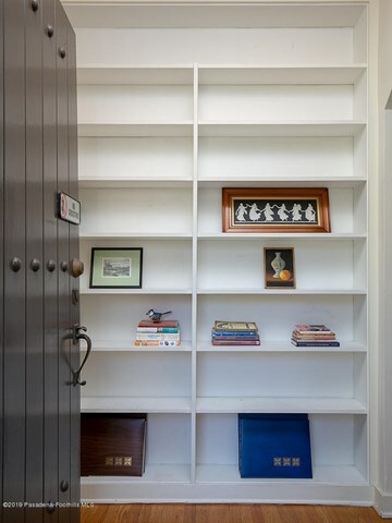 Property Photo: 2187 N Holliston Avenue CA 91001