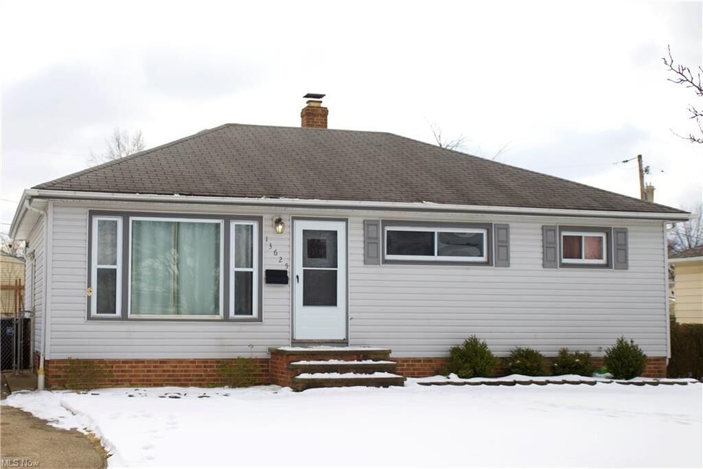 Property Photo:  13625 Middlebrook Boulevard  OH 44142 