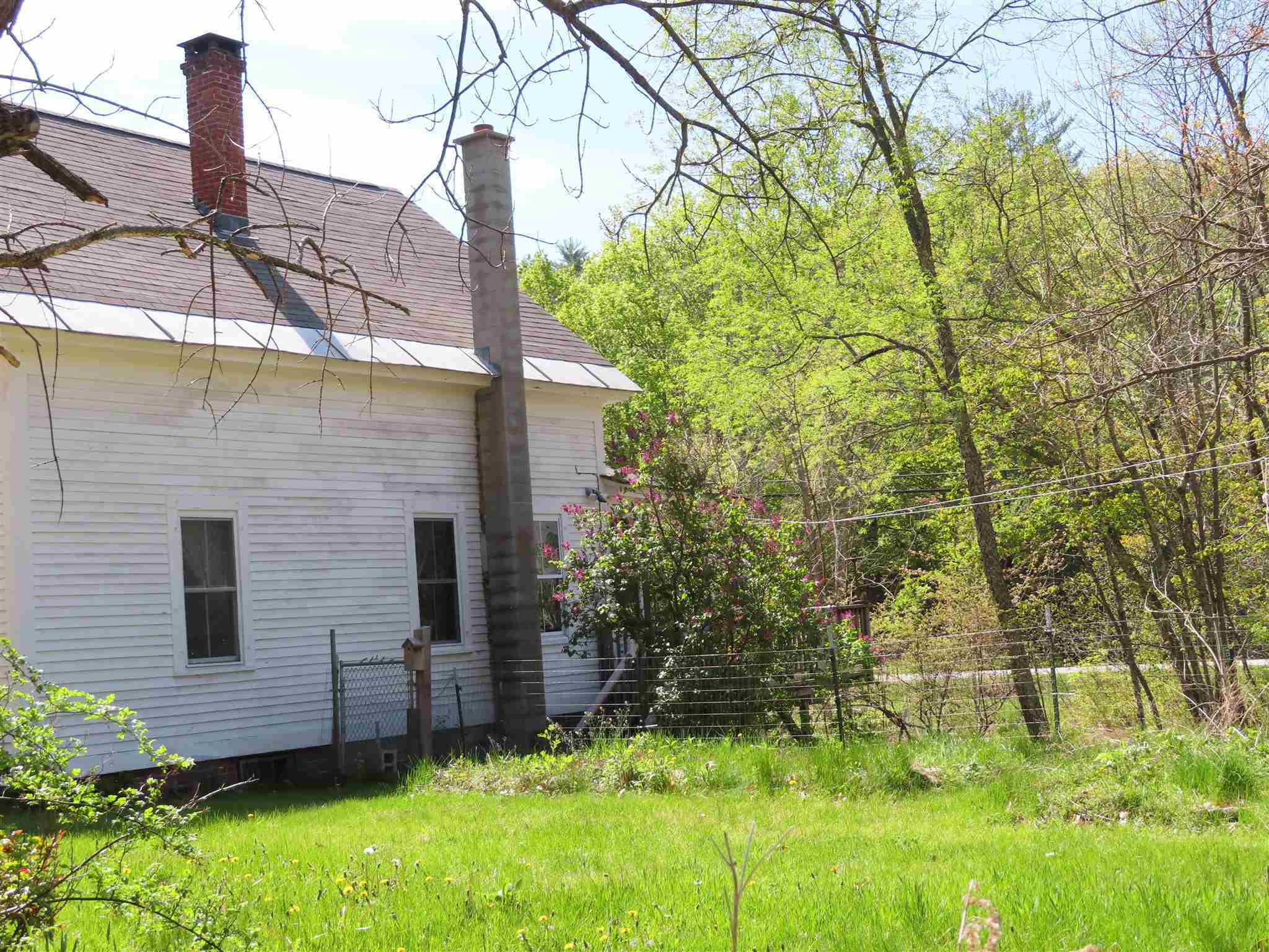 Property Photo:  4 Memorial Street  NH 03448 