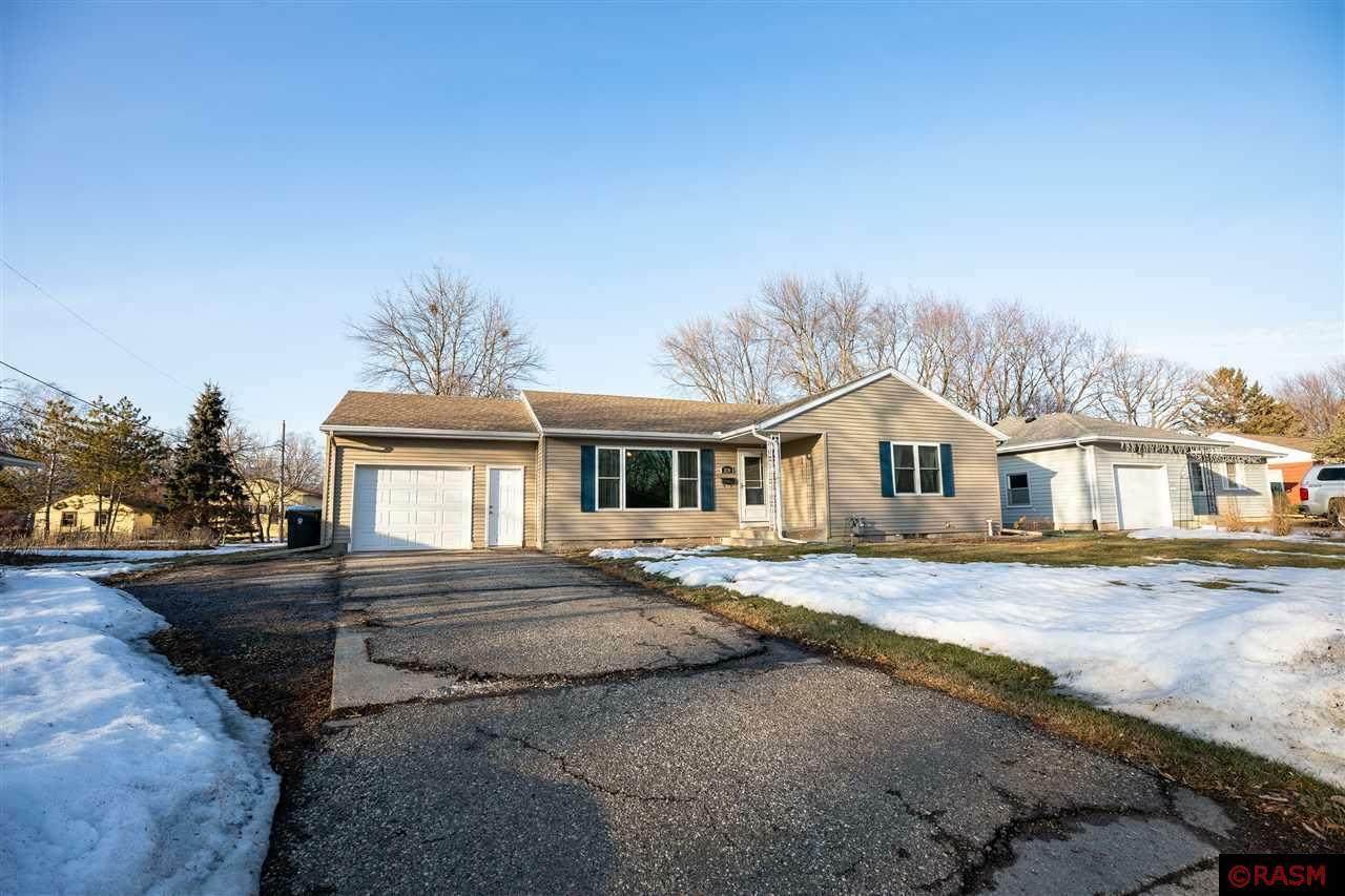 Property Photo: 210 Weaver Street MN 56001