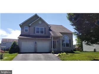 Property Photo: 4 N Lotus Circle DE 19701