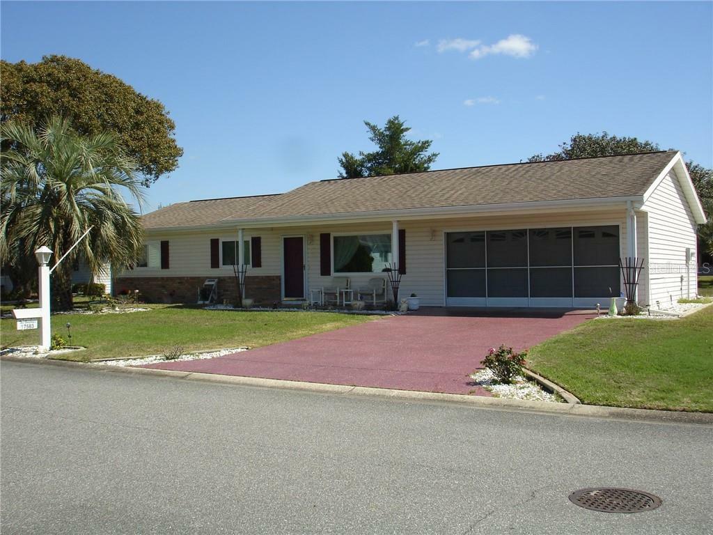 Property Photo:  17583 SE 96th Avenue  FL 34491 