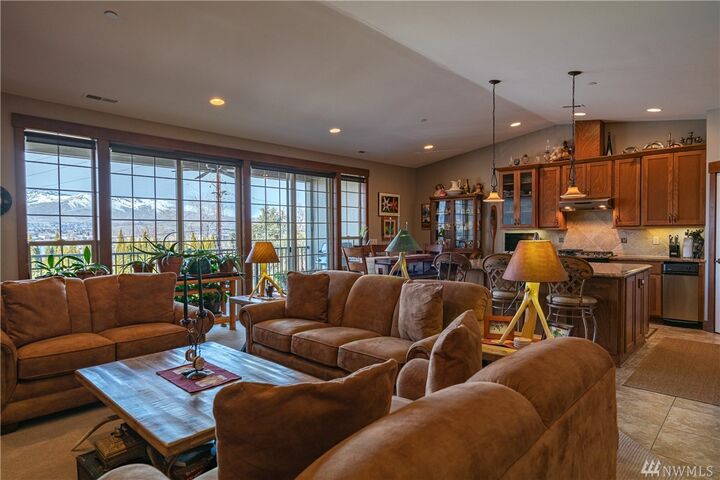 Property Photo:  1051 N Baker Ave A203  WA 98802