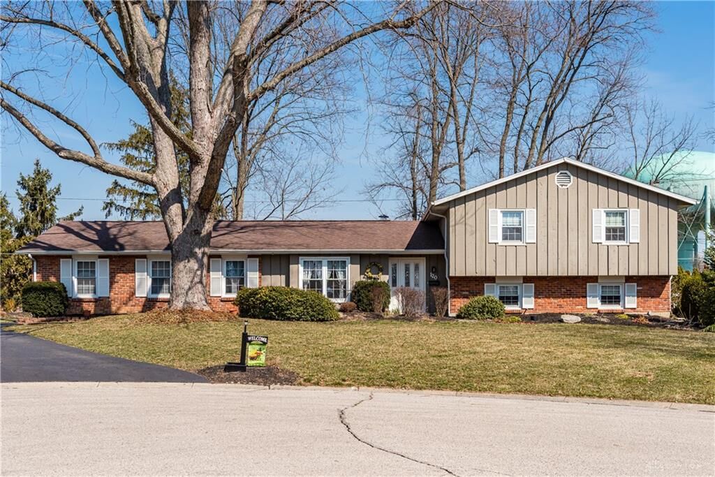 Property Photo: 120 Woodfield Place OH 45459