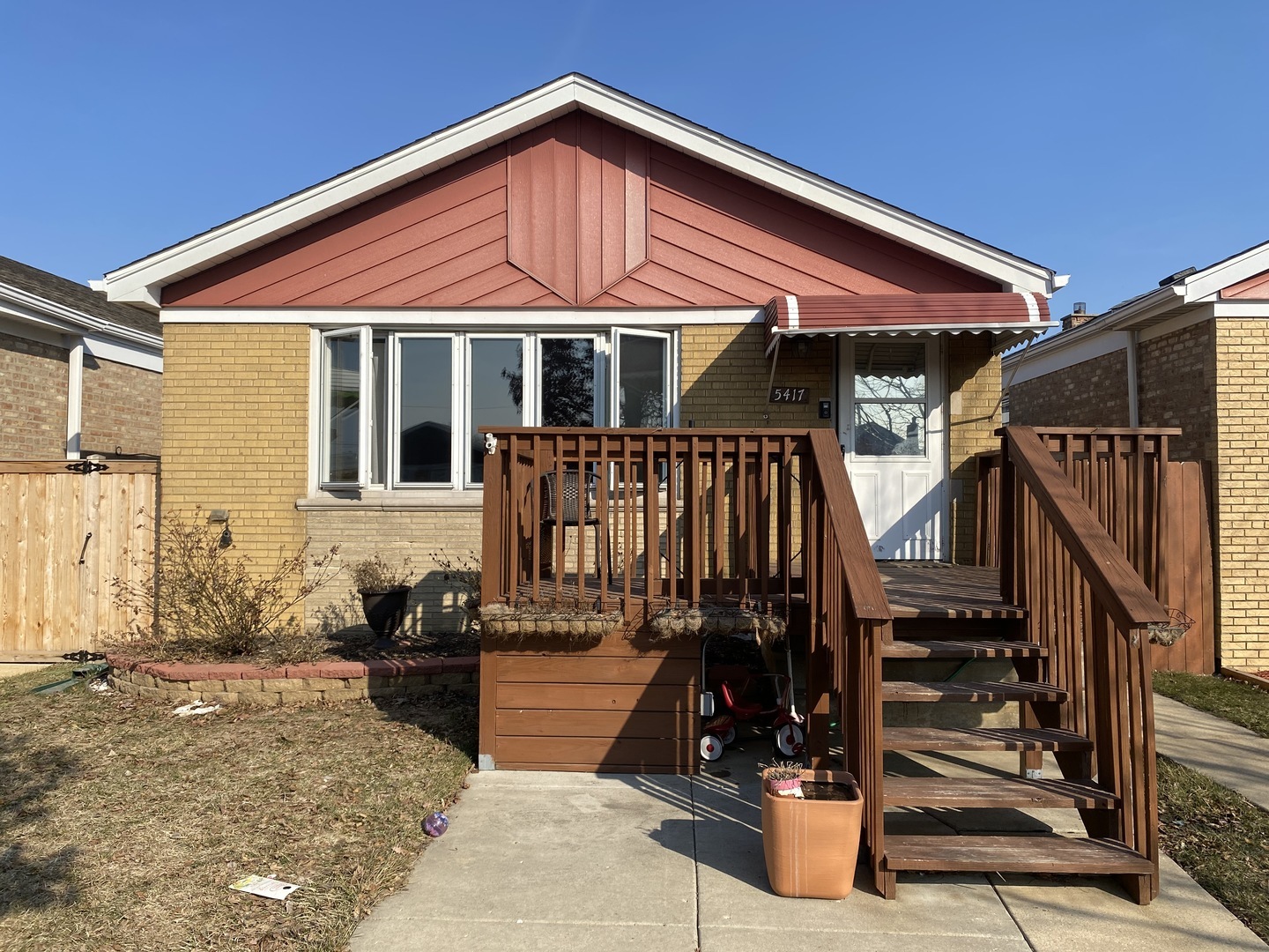 Property Photo:  5417 S Lotus Avenue  IL 60638 