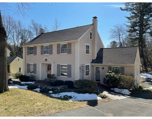 Property Photo: 14 Lafayette Cir MA 02482