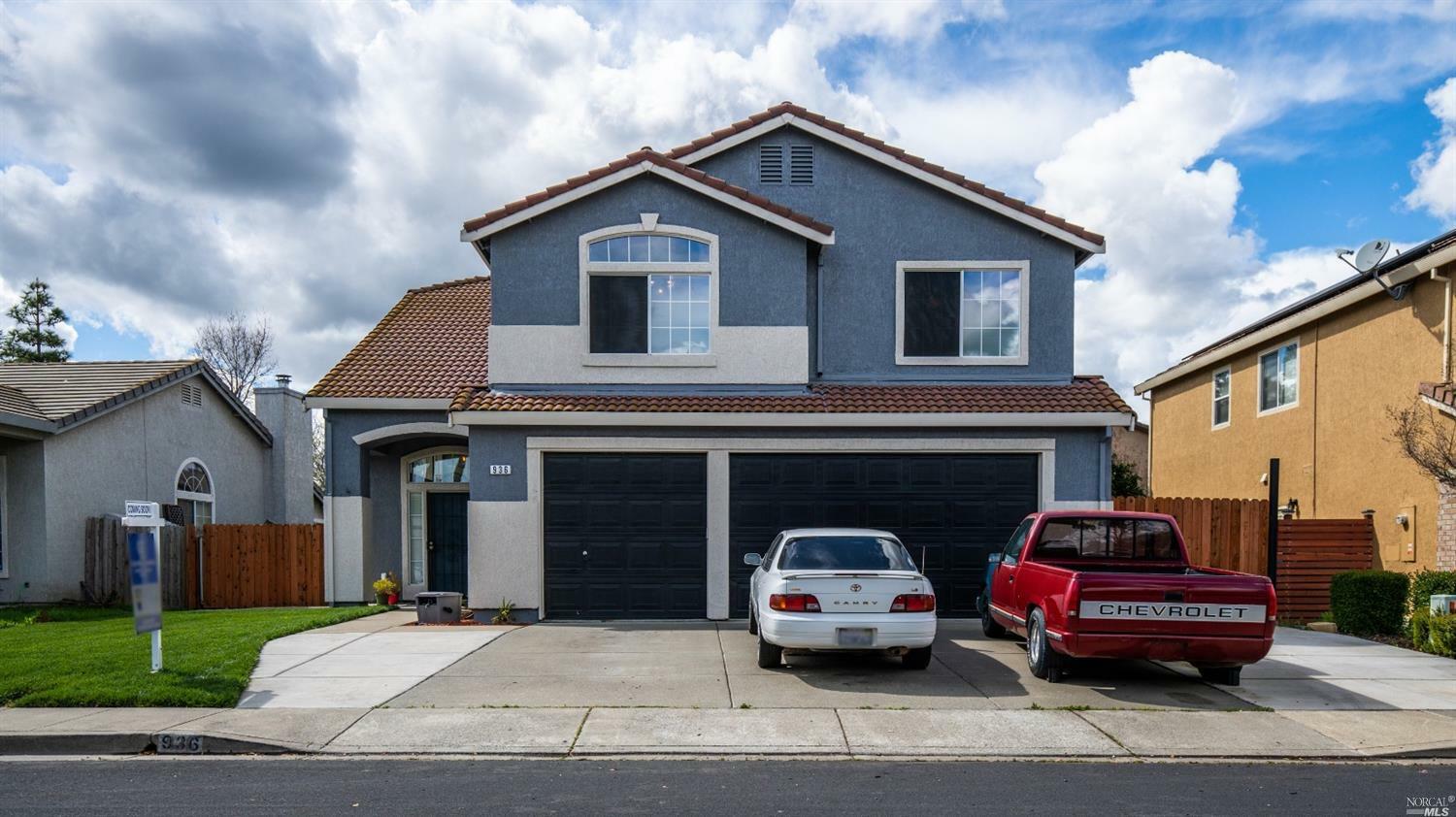 Property Photo:  936 Copper Way  CA 95687 