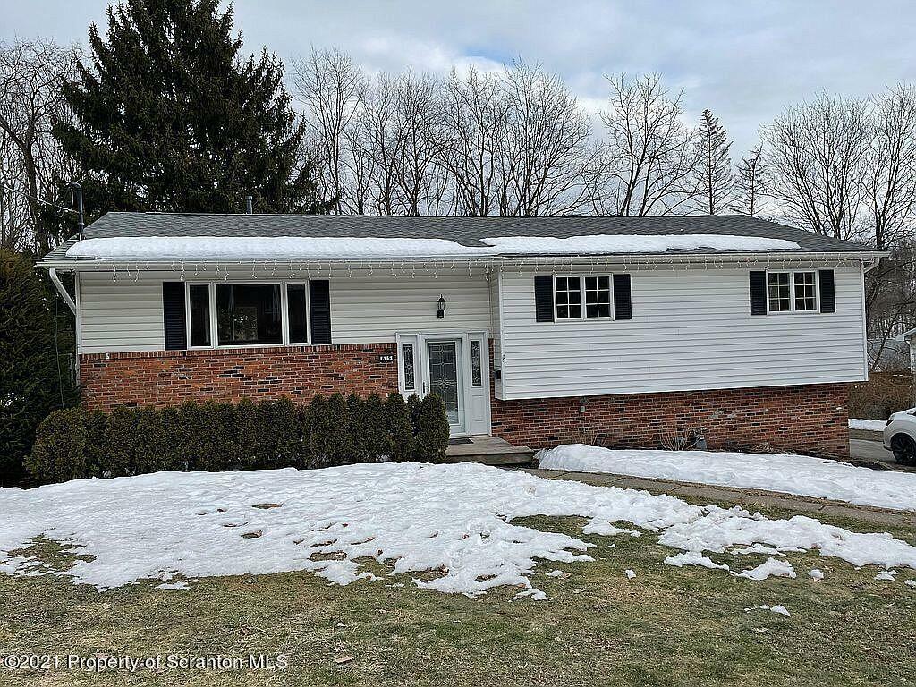 615 Timber Lane  Clarks Summit PA 18411 photo