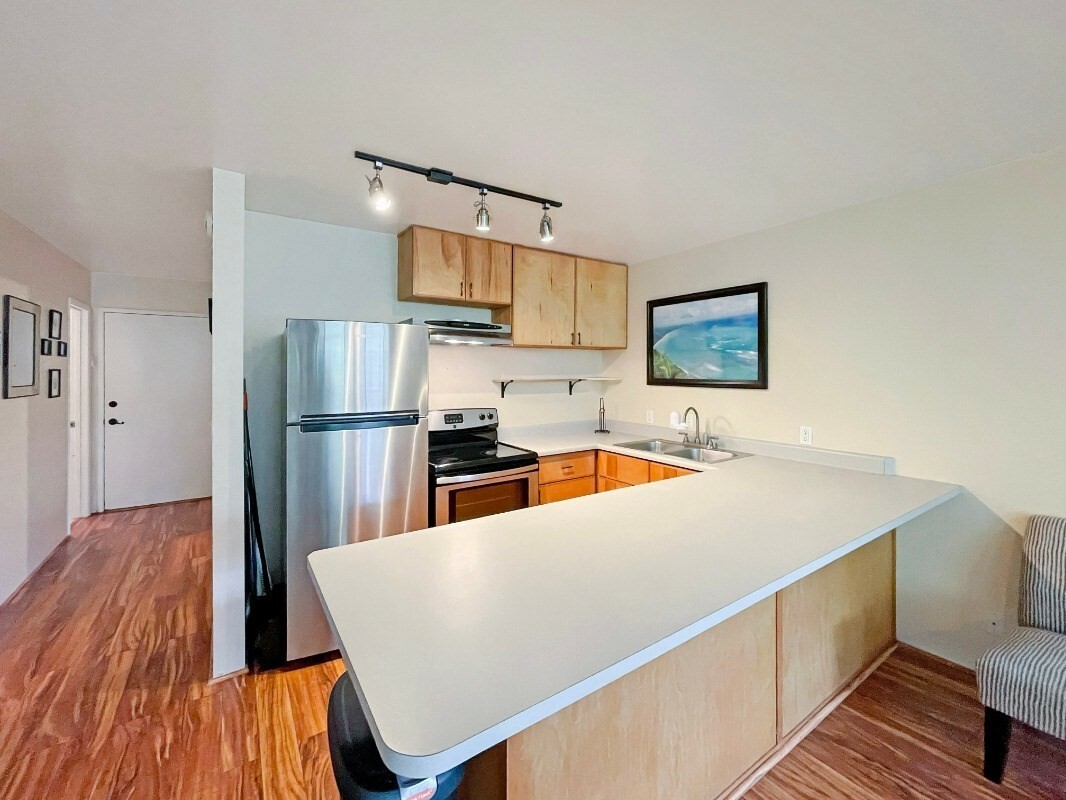 Property Photo:  360 Kauila St 311  HI 96720 
