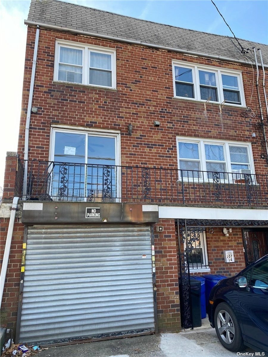 Property Photo:  107-14 Rockaway Boulevard 2nd Fl  NY 11420 