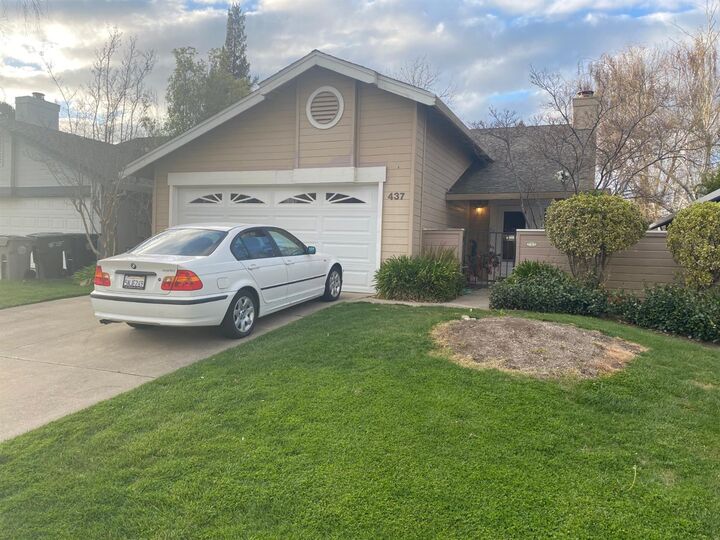 437 Mariner Point Way  Sacramento CA 95831 photo