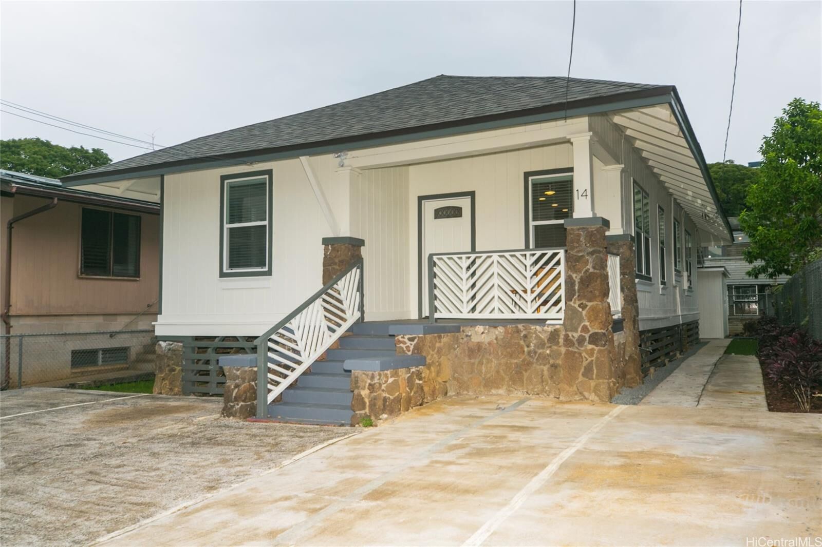 Property Photo:  14 Muliwai Lane  HI 96817 