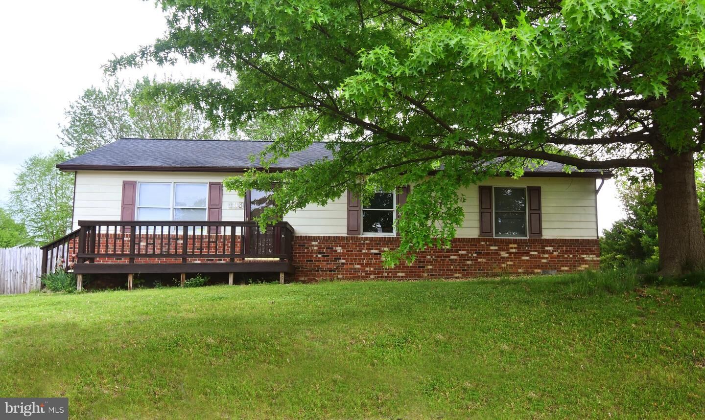 Property Photo: 103 Robin Avenue VA 22655