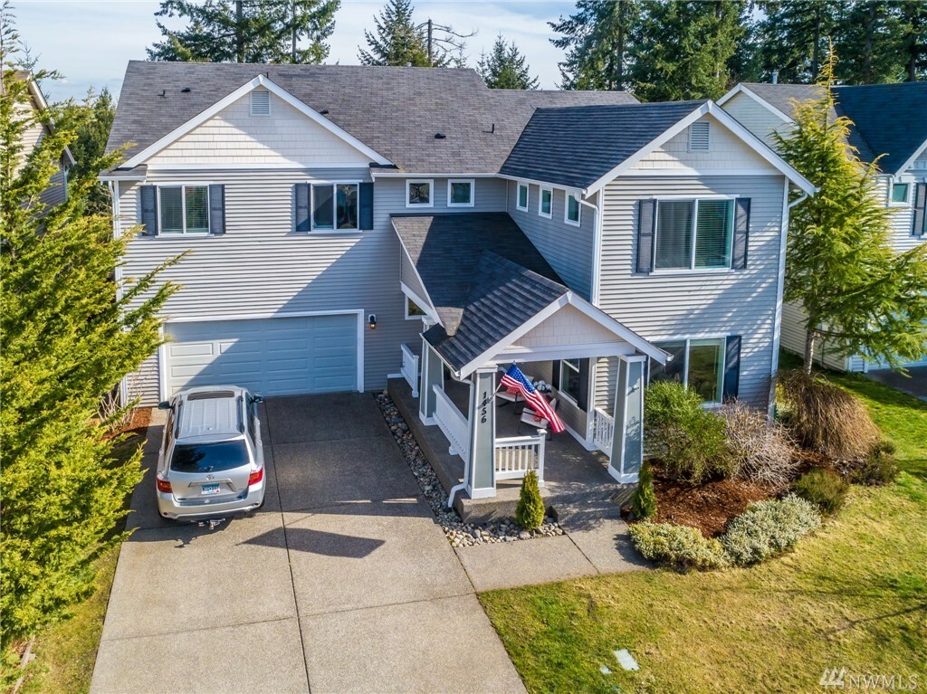 Property Photo:  1456 Packwood Ave  WA 98327 