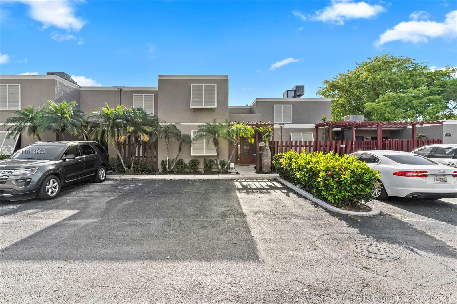 Property Photo:  1170 Windward Dr  FL 33026 