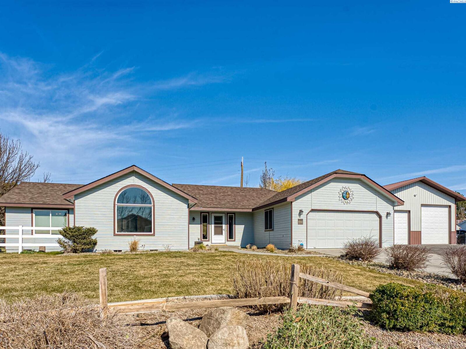 Property Photo: 4502 Canter St WA 99353